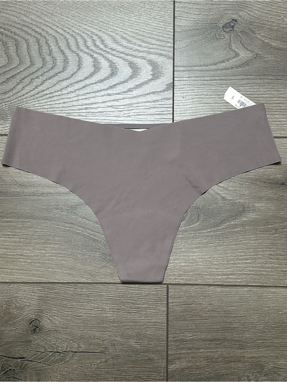NEW Victoria’s Secret No Show Thong Panty Taupe Size Large